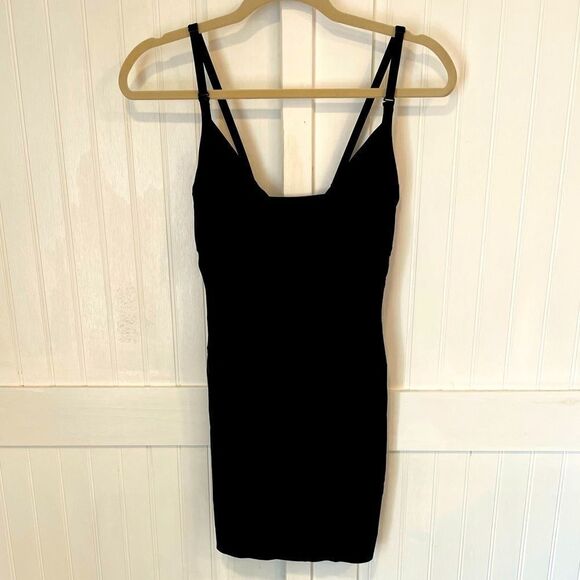Maidenform black slip/shaper size L - Picture 1 of 7